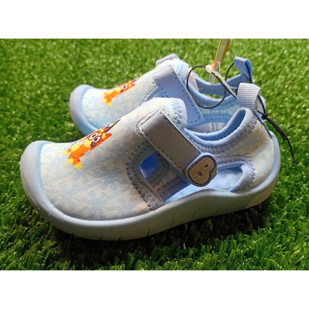 Bluey Toddler Boys Water Shoes - Size 5/6! - Picture 2 of 6